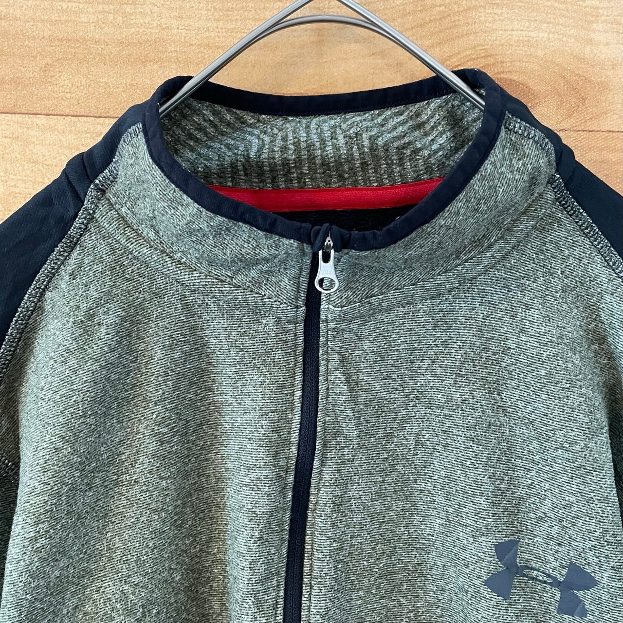 【UNDER ARMOUR】ハーフジップ プルオーバー ポリエステル アンダーアーマー コールドギア us古着