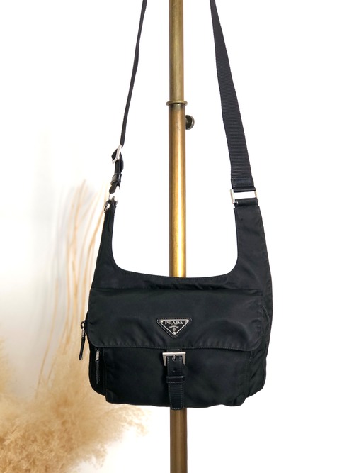 PRADA プラダ ショルダーバッグ ブラック トライアングルロゴ フロントバックル ナイロン vintage ヴィンテージ オールド 3ce7c7