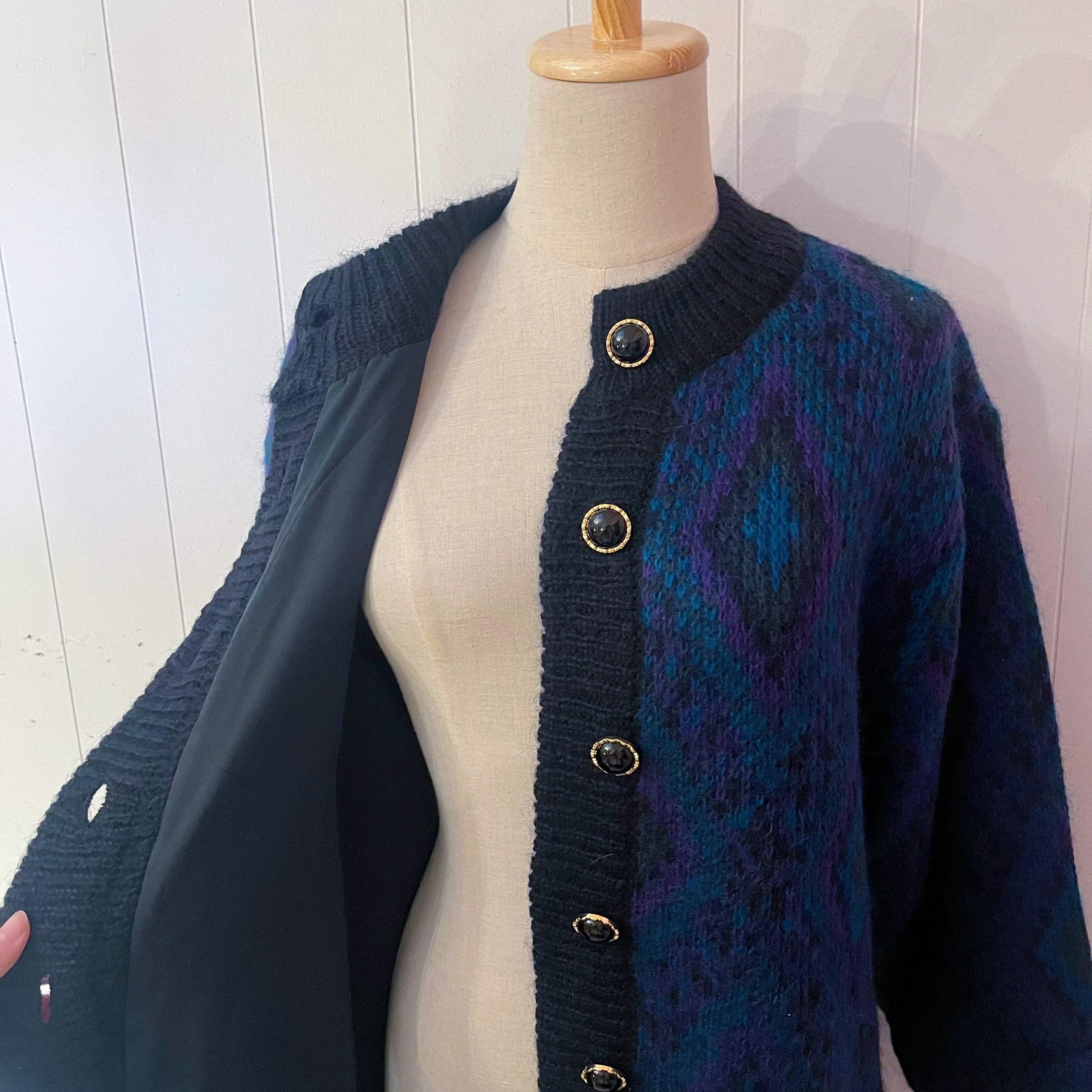 blue diamond liner knit cardigan