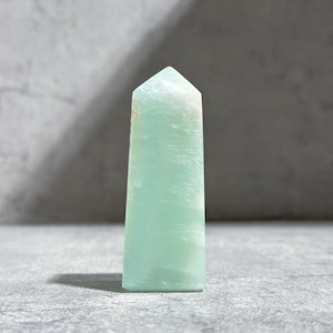 【高品質】カリビアンブルーカルサイト タワー23◇ Caribbian Blue Calcite ◇天然石・鉱物・パワーストーン