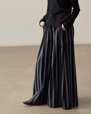 Mode Stripe Airy Wide-Leg Pants 504338