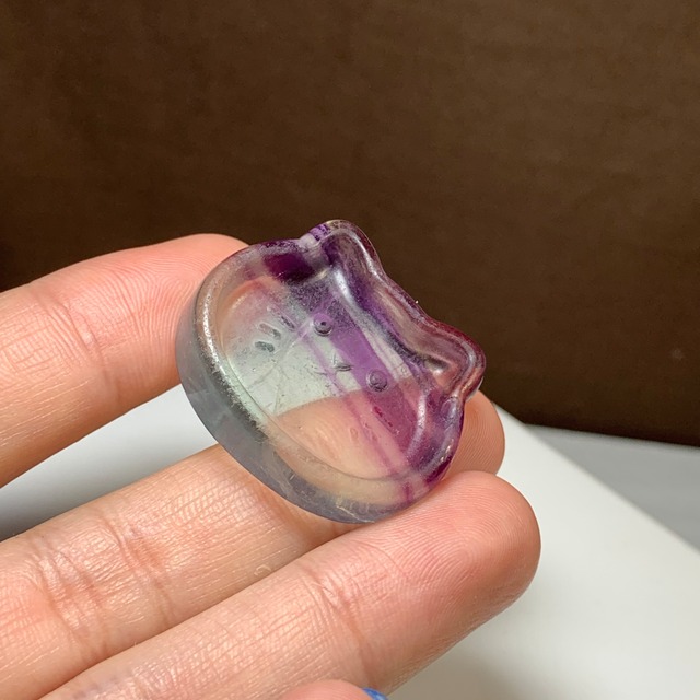 7.可愛い猫顔☆フローライト猫皿