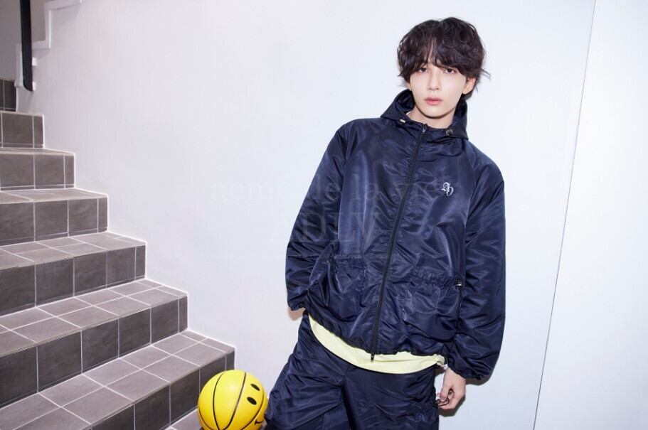 ☆SEVENTEEN ジョンハン 着用！！【ADLV】VARSITY LOGO EMBOSSING