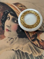 24mm Japanese ヴィンテージボタン ホワイト×ゴールド メダリオン エレガント アクセサリーパーツ 装飾材