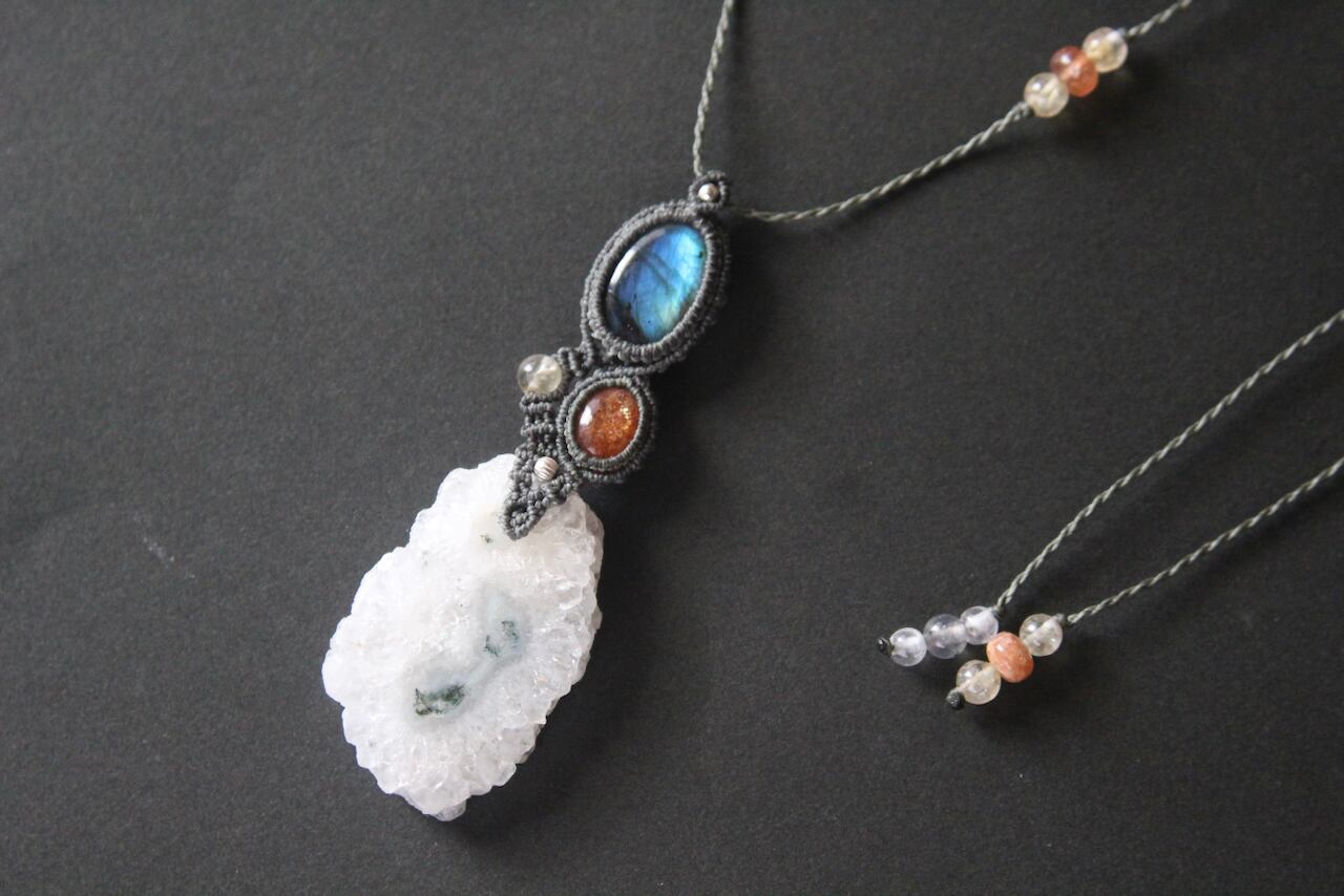 Solar Quartz & Labradorite & Sunstone micro macrame pendant