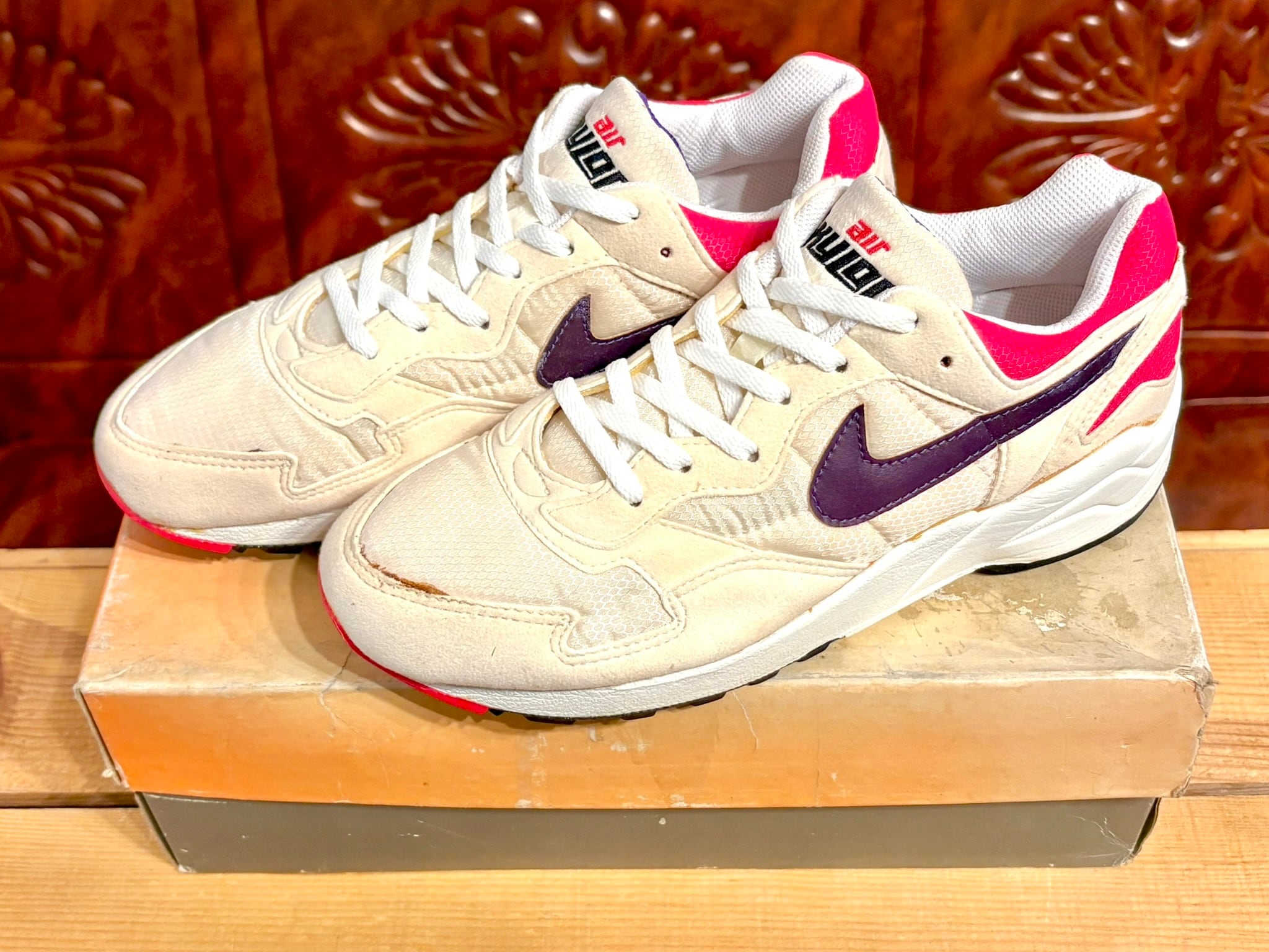 NIKE(ナイキ)AIR AEGIS(エア イージス)102043 白/青/オレンジ 90s NIKE(ナイキ)AIR AEGIS(エア イージス)102043 白/青/オレンジ 90s