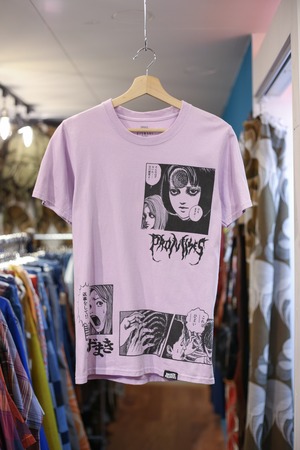 Horror comic print tee “UZUMAKI”
