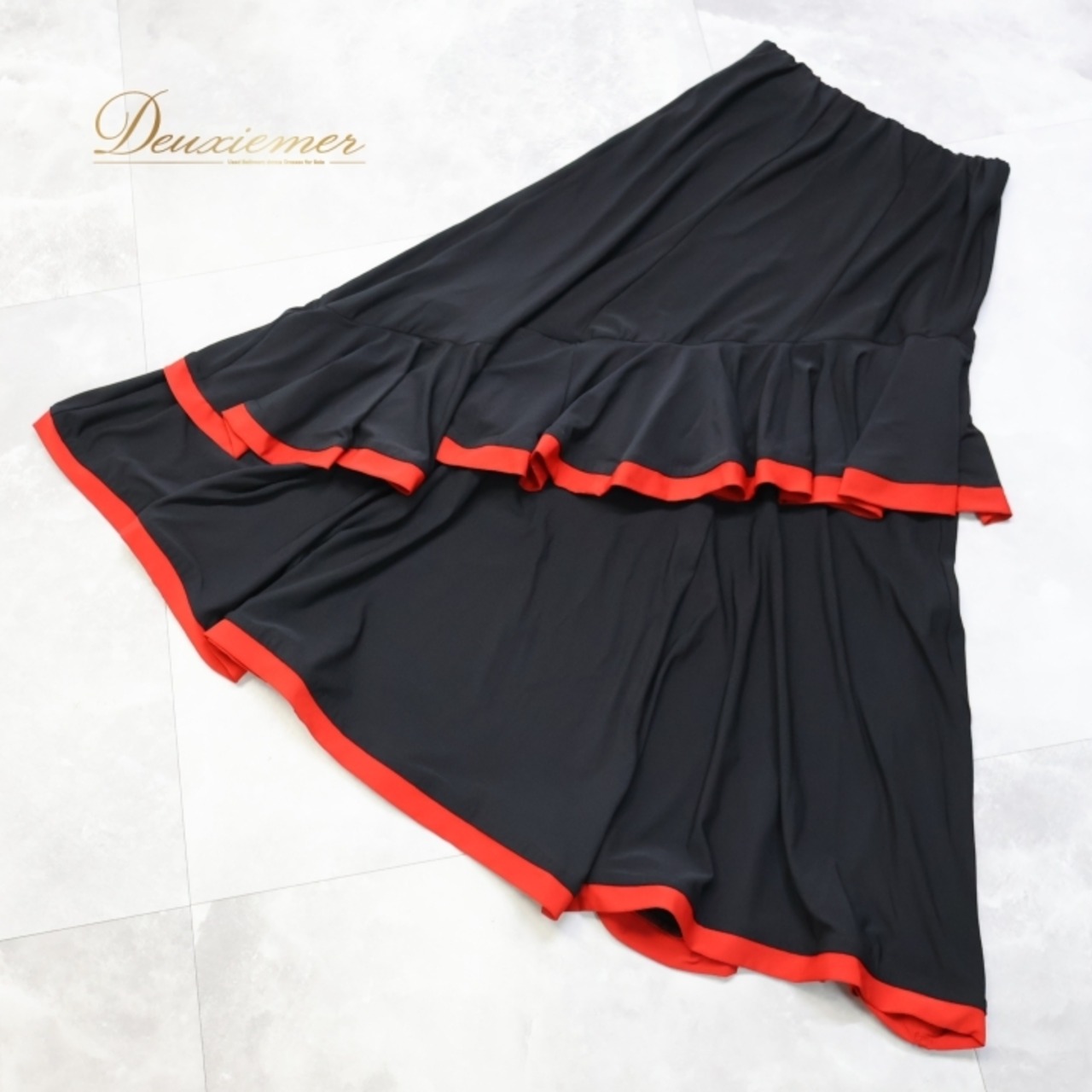 フラメンコ 衣装 ファルダ スカート ブラック系 プリマブティック 黒 赤 ボランテ 無地 シンプル ダンス衣装 ステージ 練習 レッスン prima boutique 上品 かわいい フリル レッド系