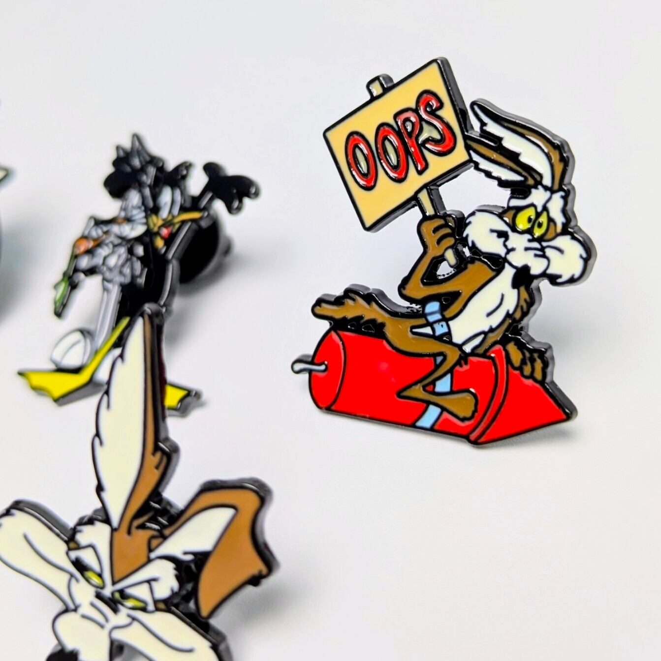 送料無料！ ★ピンズ PINS★ピンバッジ 【 Looney Tunes（ ルーニーテューンズ ) ）】 5P SET / ピンズセット 〚アメリカン雑貨 アメトイ〛