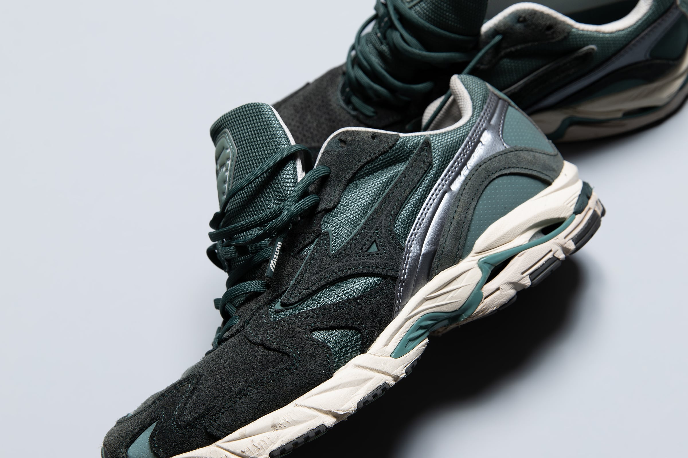 MIZUNO WAVE RIDER 10 | PLAYGROUND | スニーカーショップ