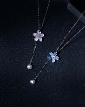 桜と一滴　necklace