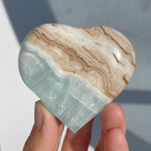 カリビアンブルーカルサイト ハート62◇Caribbian Blue Calcite◇天然石・鉱物・パワーストーン