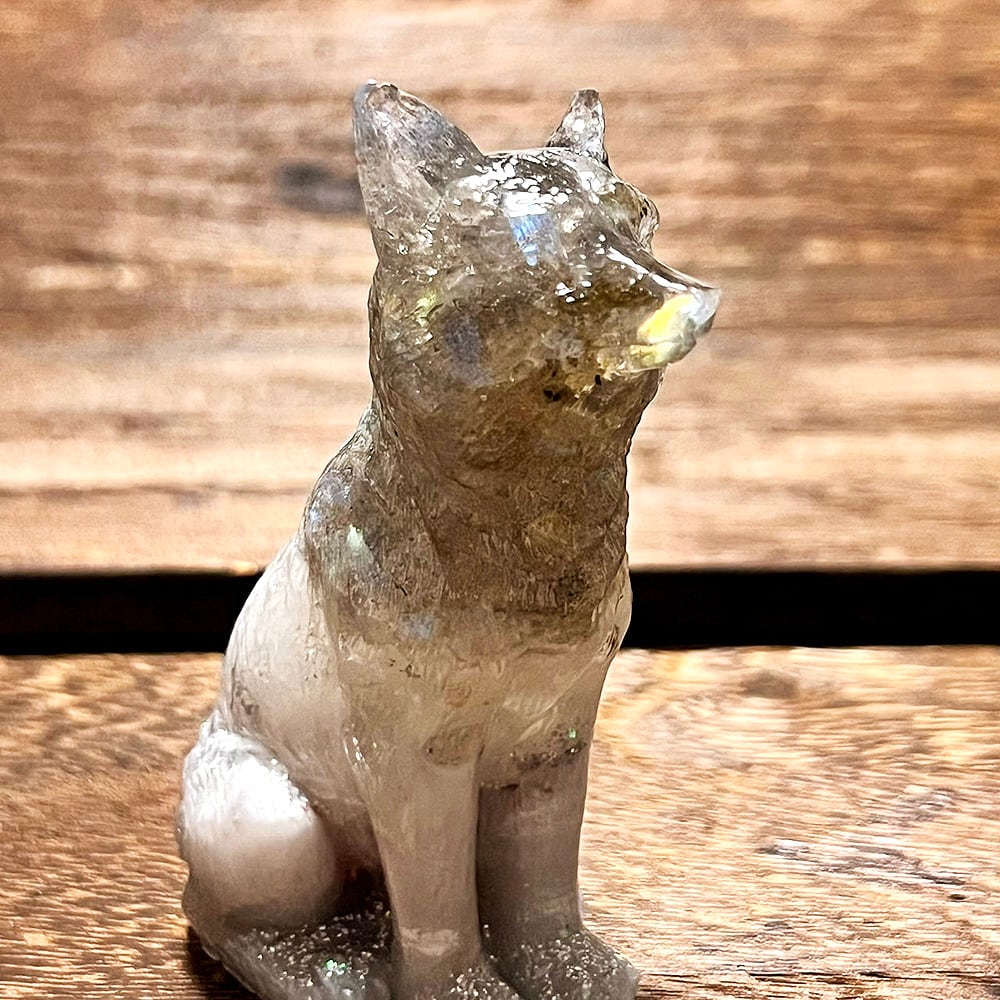 ウルフ オルゴナイト 狼 ラブラドライト