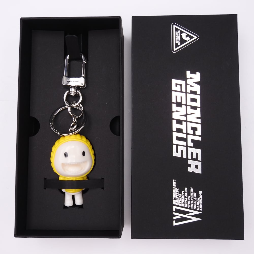 美品 MONCLER モンクレール モンクレールジーニアス キーリング 