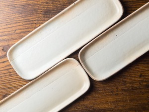 荒鉄線 長皿 （魚皿・長角皿）／古谷 浩一