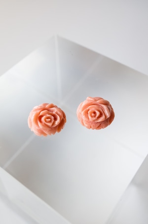 Flower Carving Coral  /pair - 004