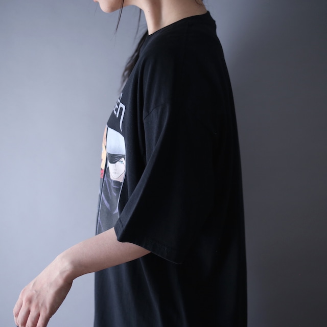 "呪術廻戦" 4-character box printed over silhouette h/s tee