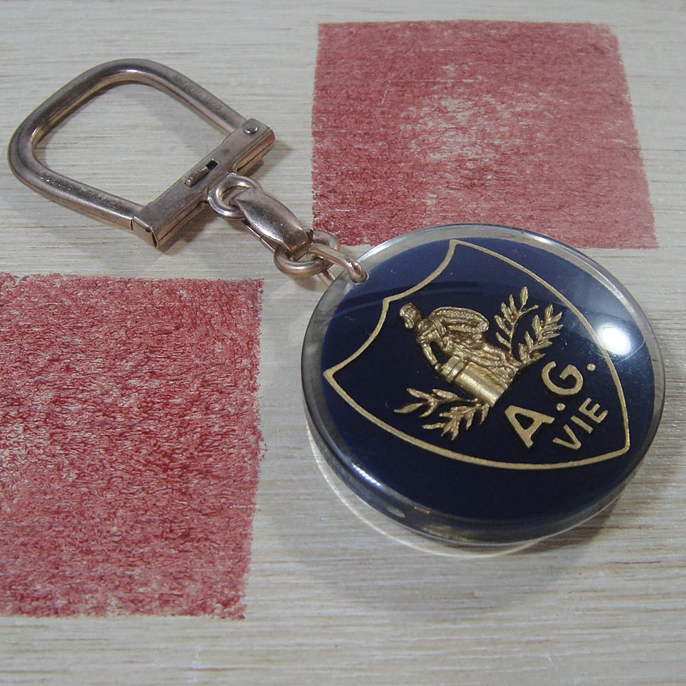 フランス A.G.VIE パリ保険会社広告ノベルティ ブルボンキーホルダー