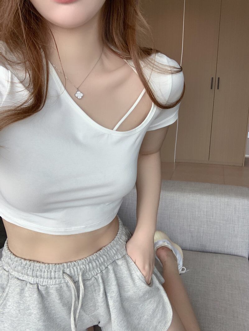 ショートTシャツ サマーホワイトトップス 夏物 ブラックストロベリース4229925906