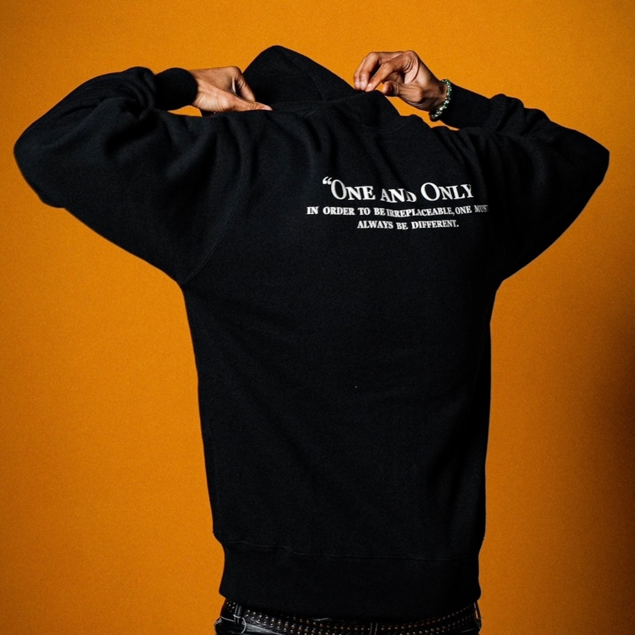 BLACK LETTER LOGO HEAVYWEIGHT ZIP HOODIE