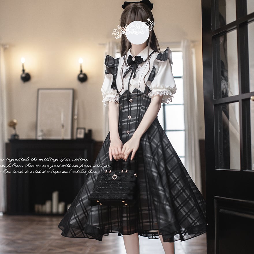 量産型 半袖ブラウス 控えめ お嬢様風 普段着使い クラロリ 胡桃木