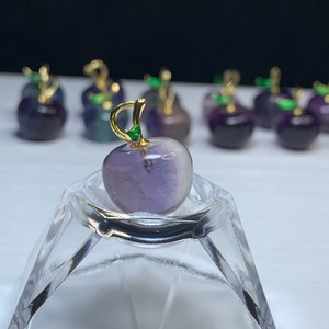 19.フローライトりんご・ペンダントトップ