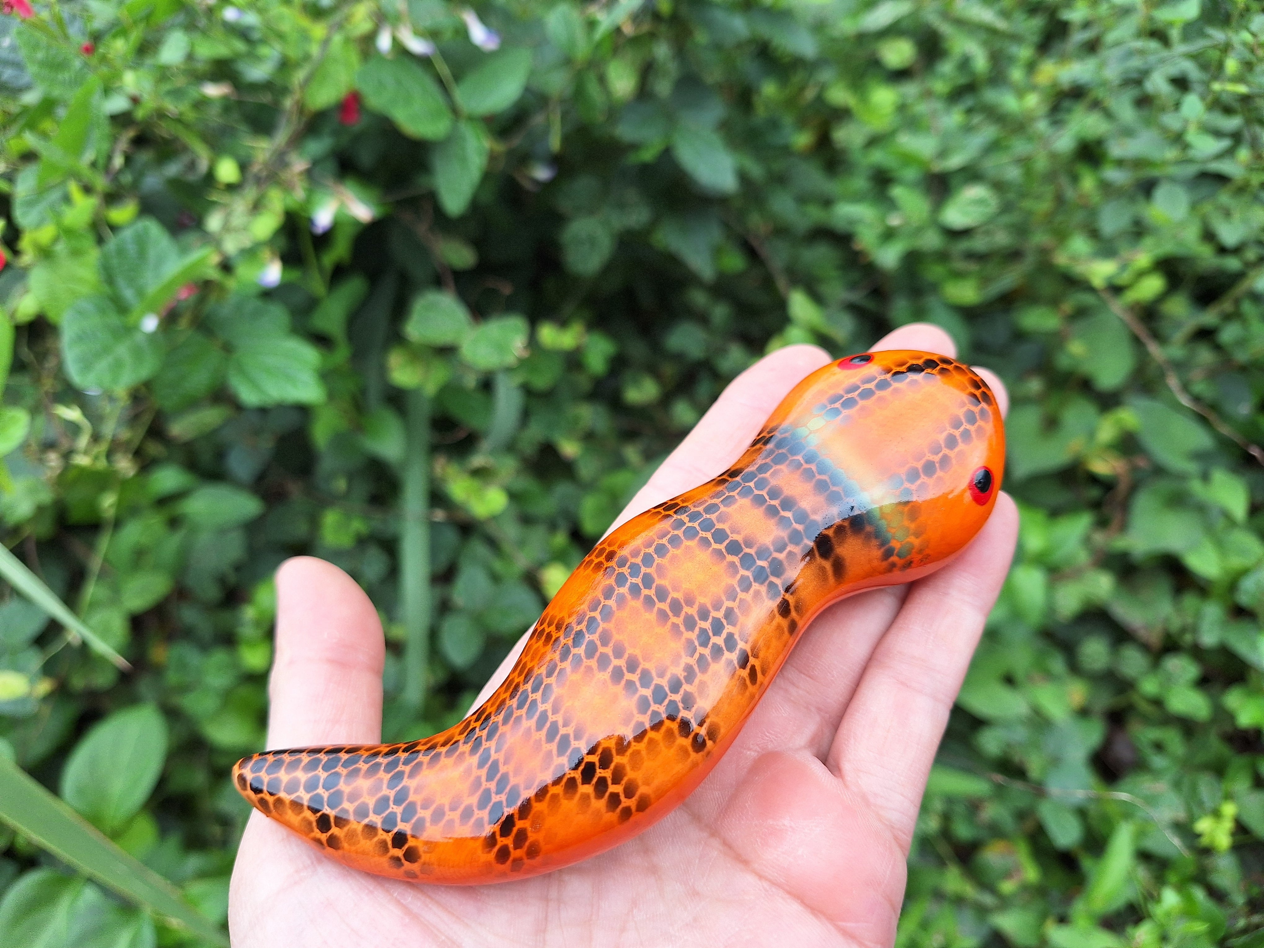 ヤマカガシ tiger keelback snake | 工房西岡 woodcraft animals