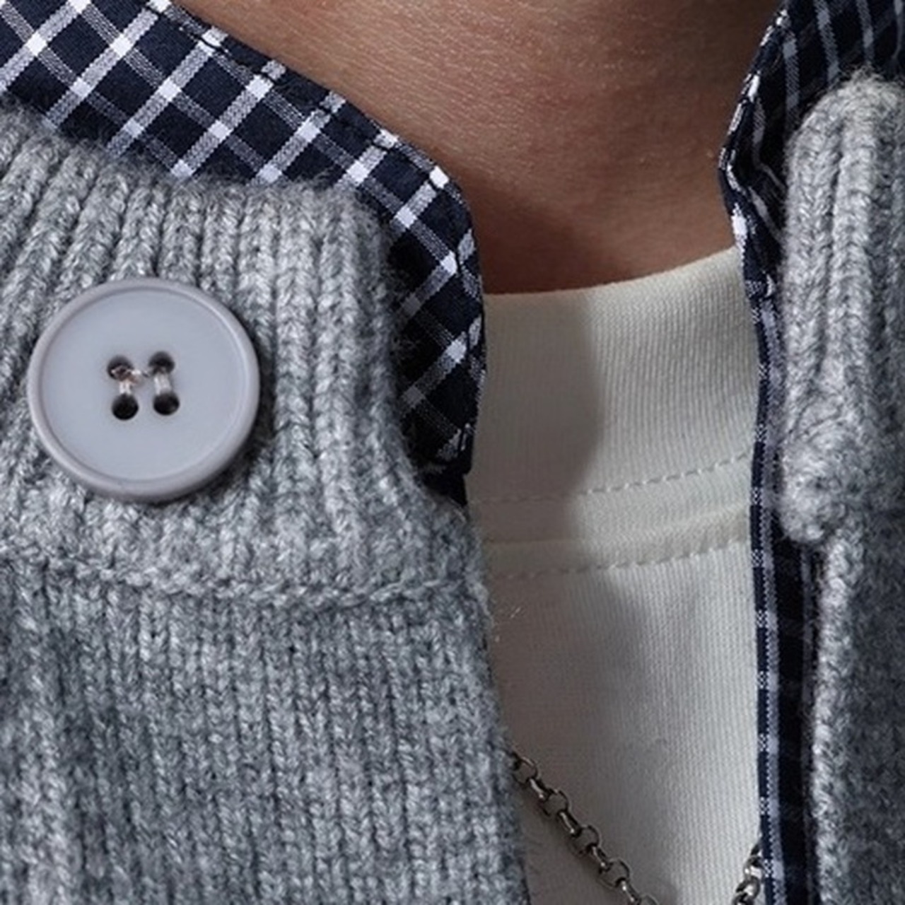 Button Front Hip-Length Knit Cardigan ◇2color H0902