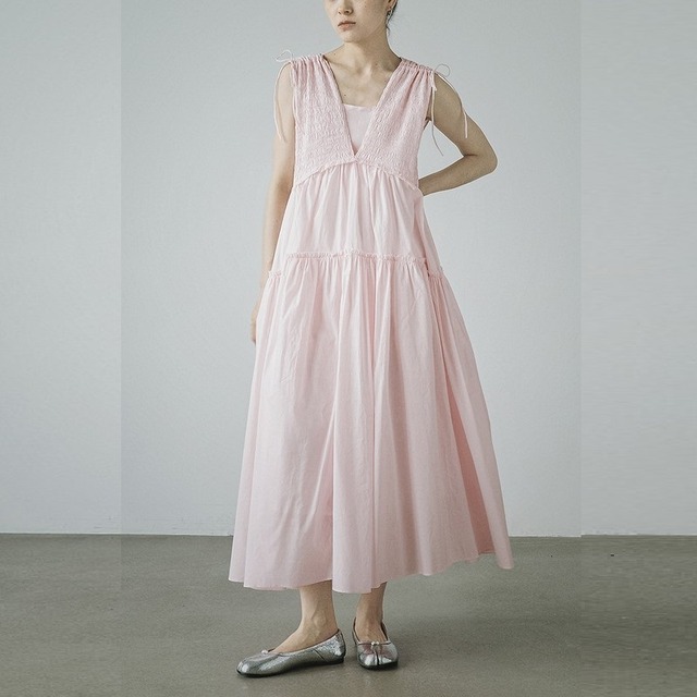 Shoulder Ribbon Smock Tiered ワンピース [26010461]
