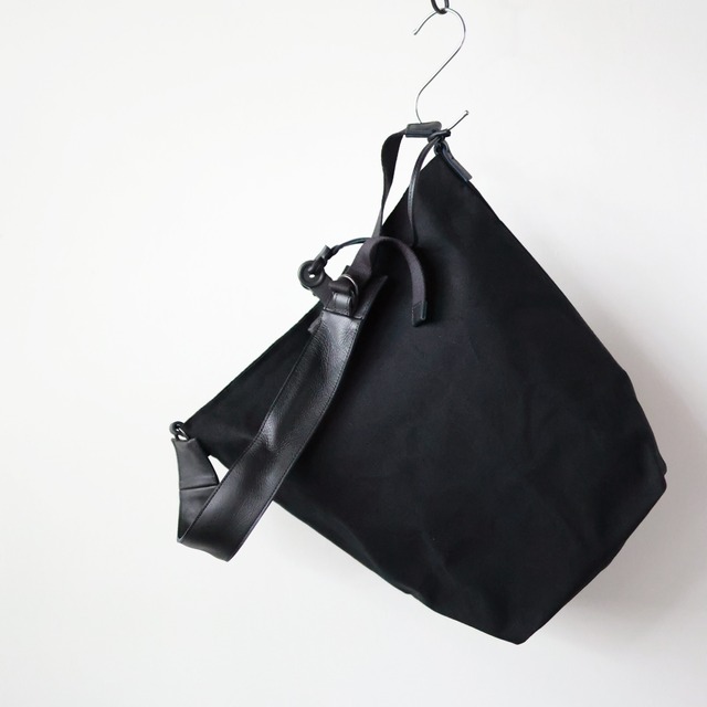 JINMON - CLIP / BUCKET medium / Black ( made in Japan )