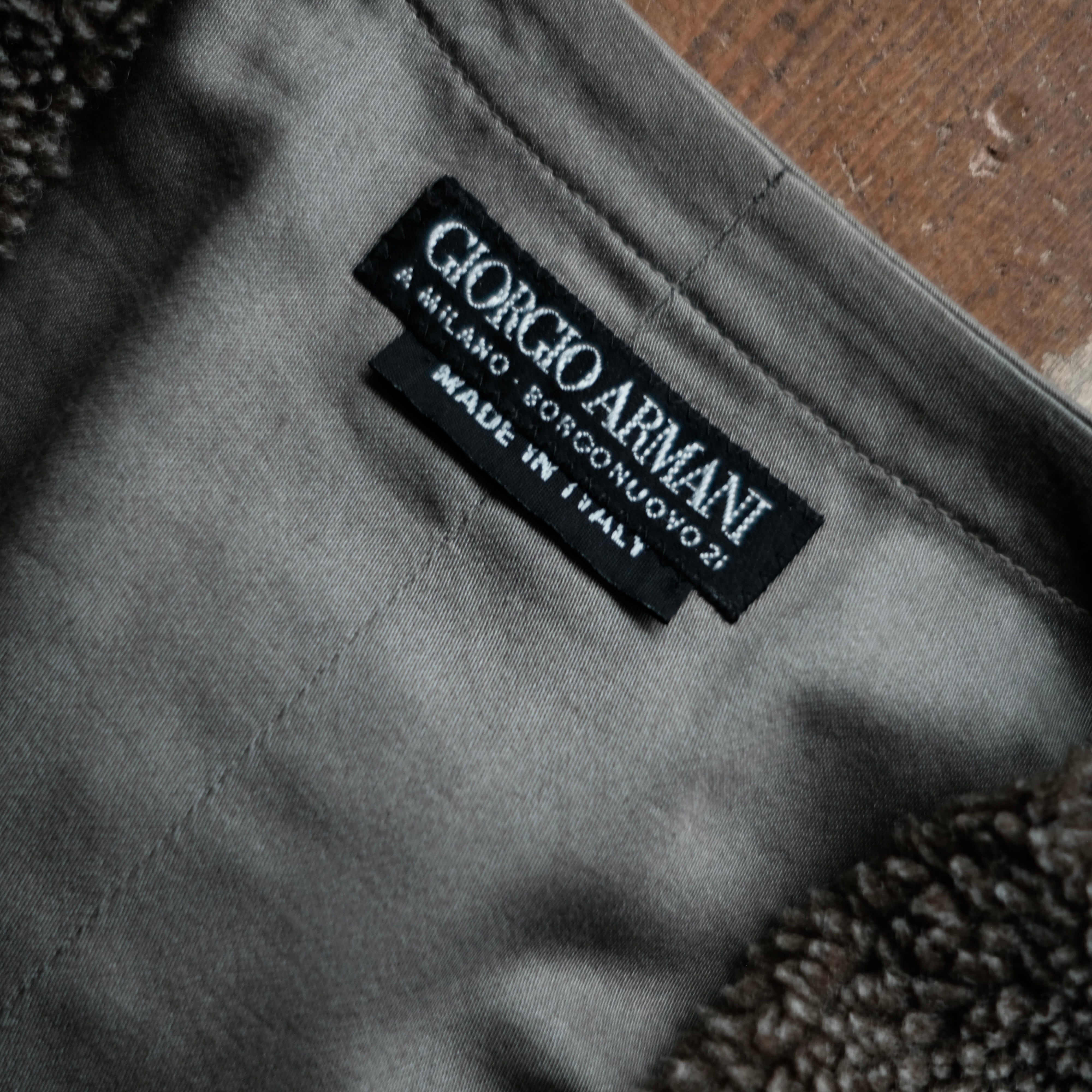 GIORGIO ARMANI BOA ZIP VEST | safarionline