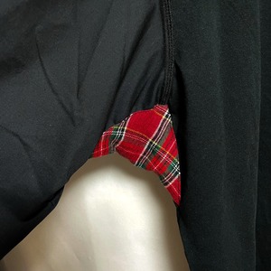 UNFINISHEDインサイドアウトドッキングトップス