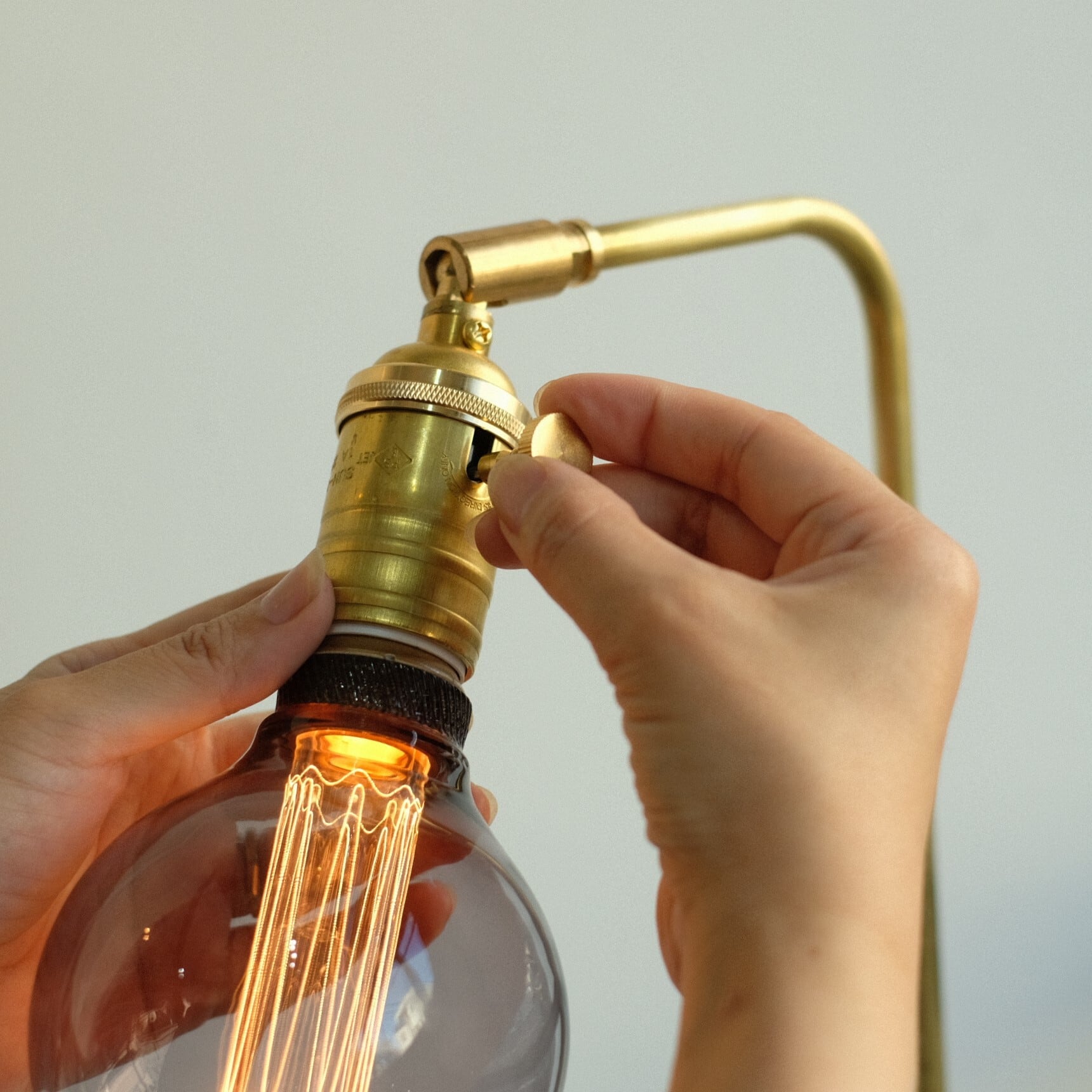 BARDEN CLAMP LAMP | WEST VILLAGE TOKYO