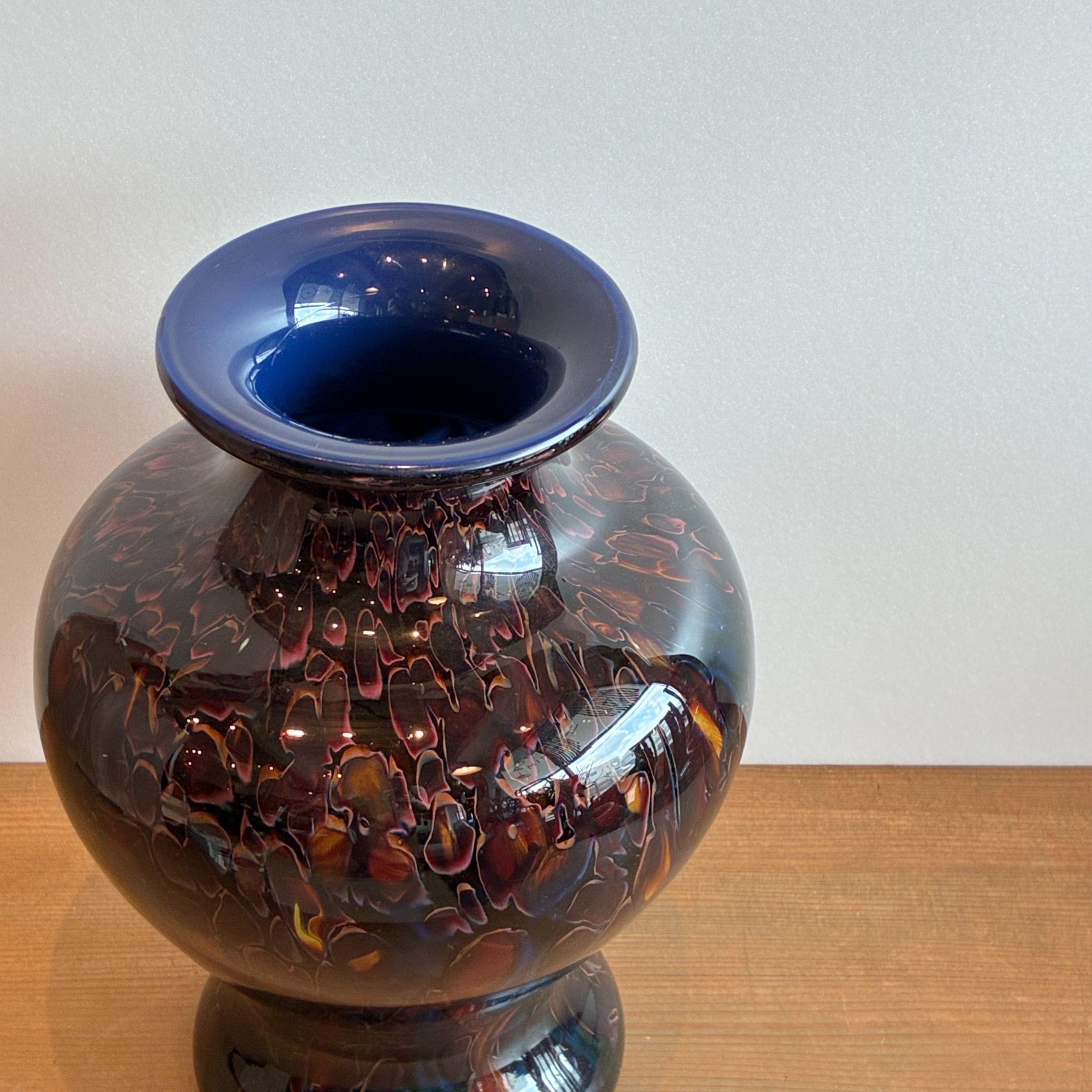 Kamei Glass Vintage Flower Vase | POTLATCH