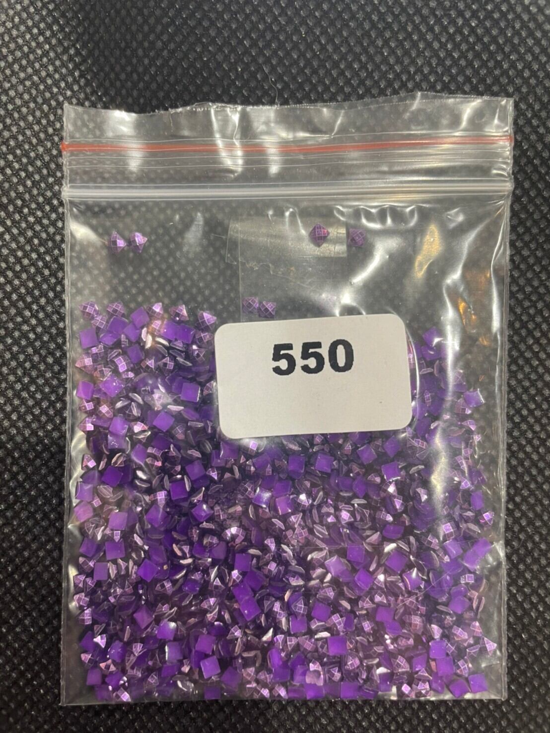 【550番】メタリックビーズ⭐︎四角(square)ビーズ 5g入り