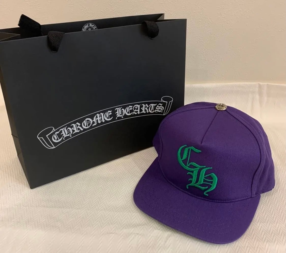 希少激レア紫クロムハーツキャップ