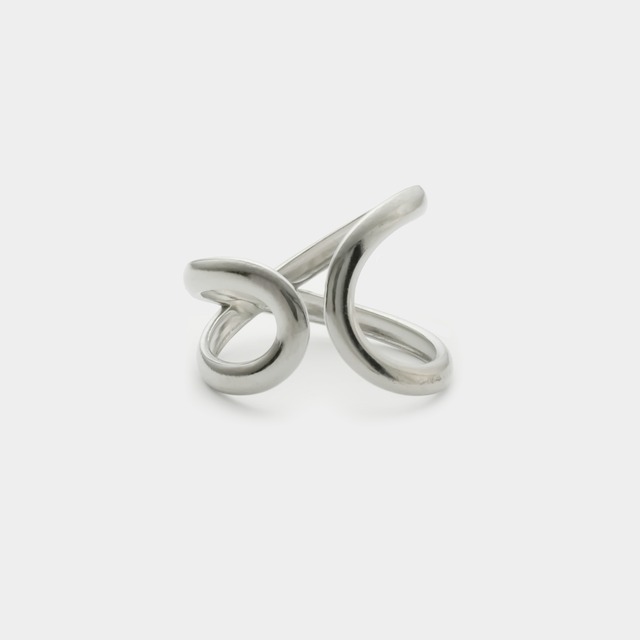 Butterfly Orbit Ring