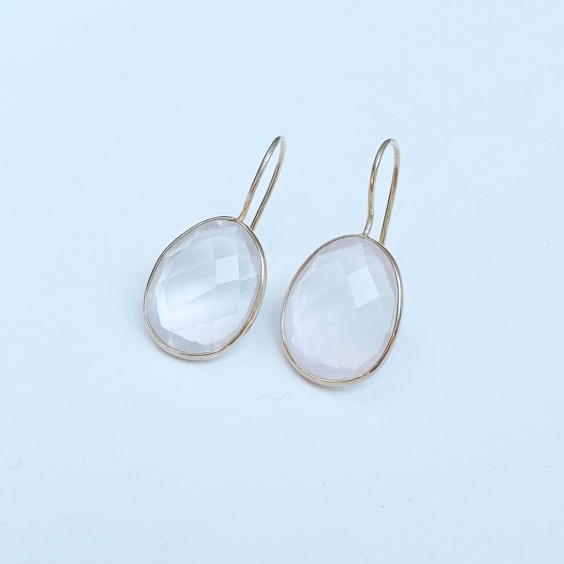 【ラスト1!!!】Gold Coating ローズクォーツ マロンカット フックピアス