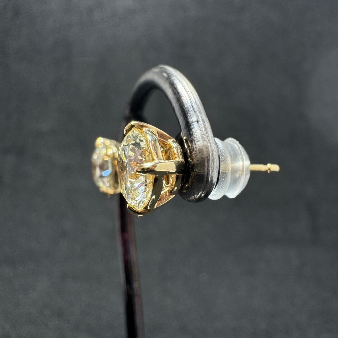 CGL鑑定書付き】K18YG 2.07ct 一粒 ダイヤモンド ピアス シンプル 4本