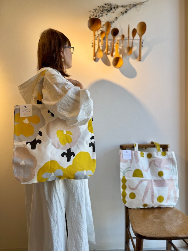 Kauniste /  カウニステ トートバッグ