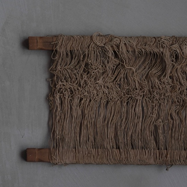 Thread heddle