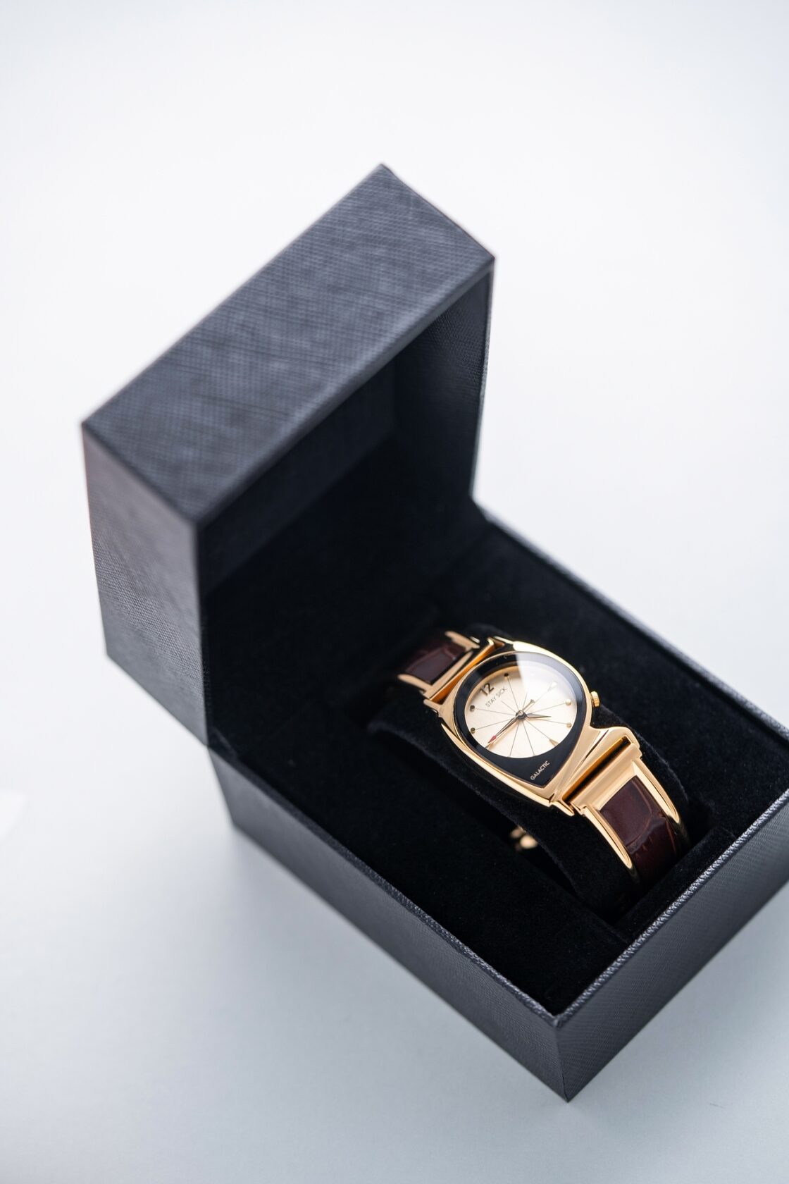 STAY SICK」Wristwatch(Combination)Gold×Black | Pay ID