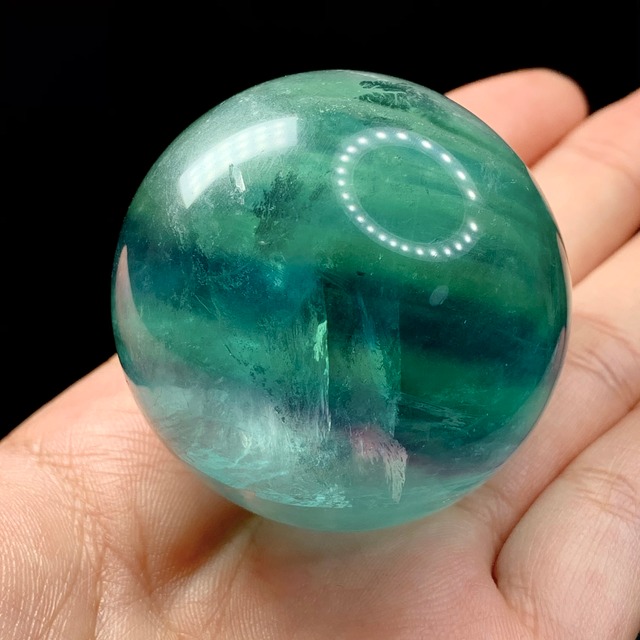 s156.グラデーションが可愛いフローライトスフィア