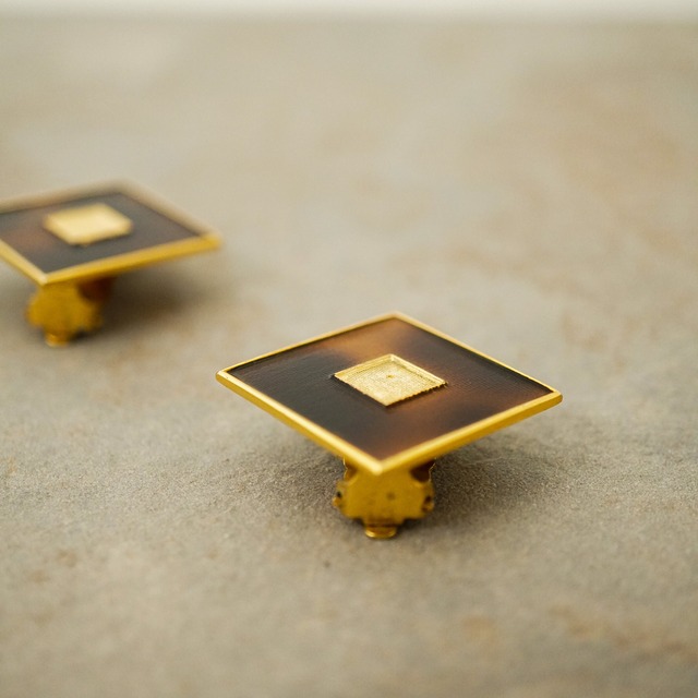 【FRENCH ANTIQUE】BROWN SQUARED EARRINGS