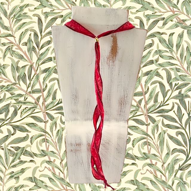 永遠のリースネックレス　ゴールド