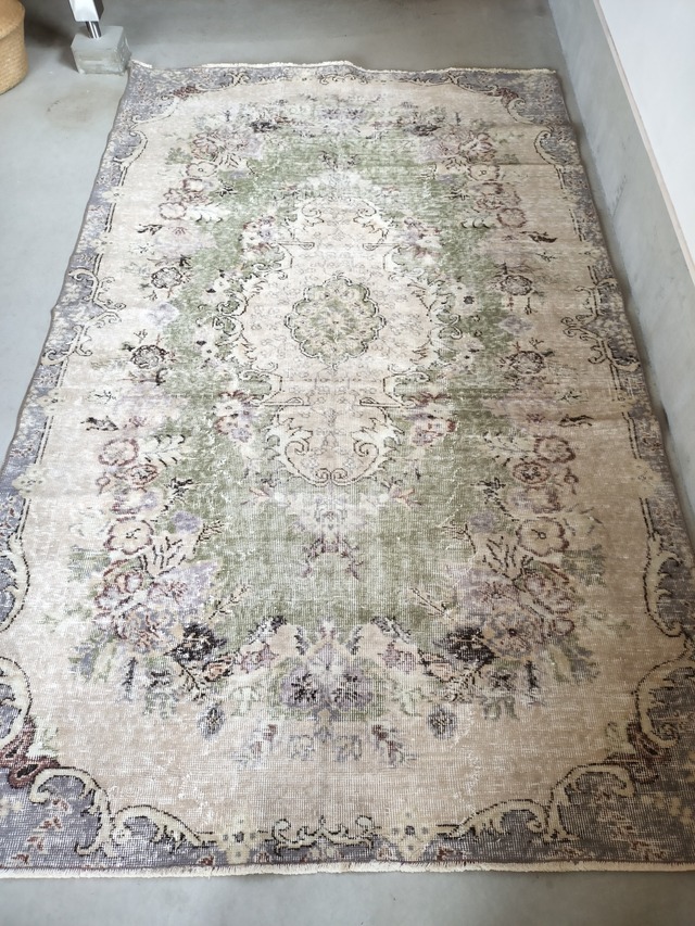 Turkish rug 262×156cm No.460
