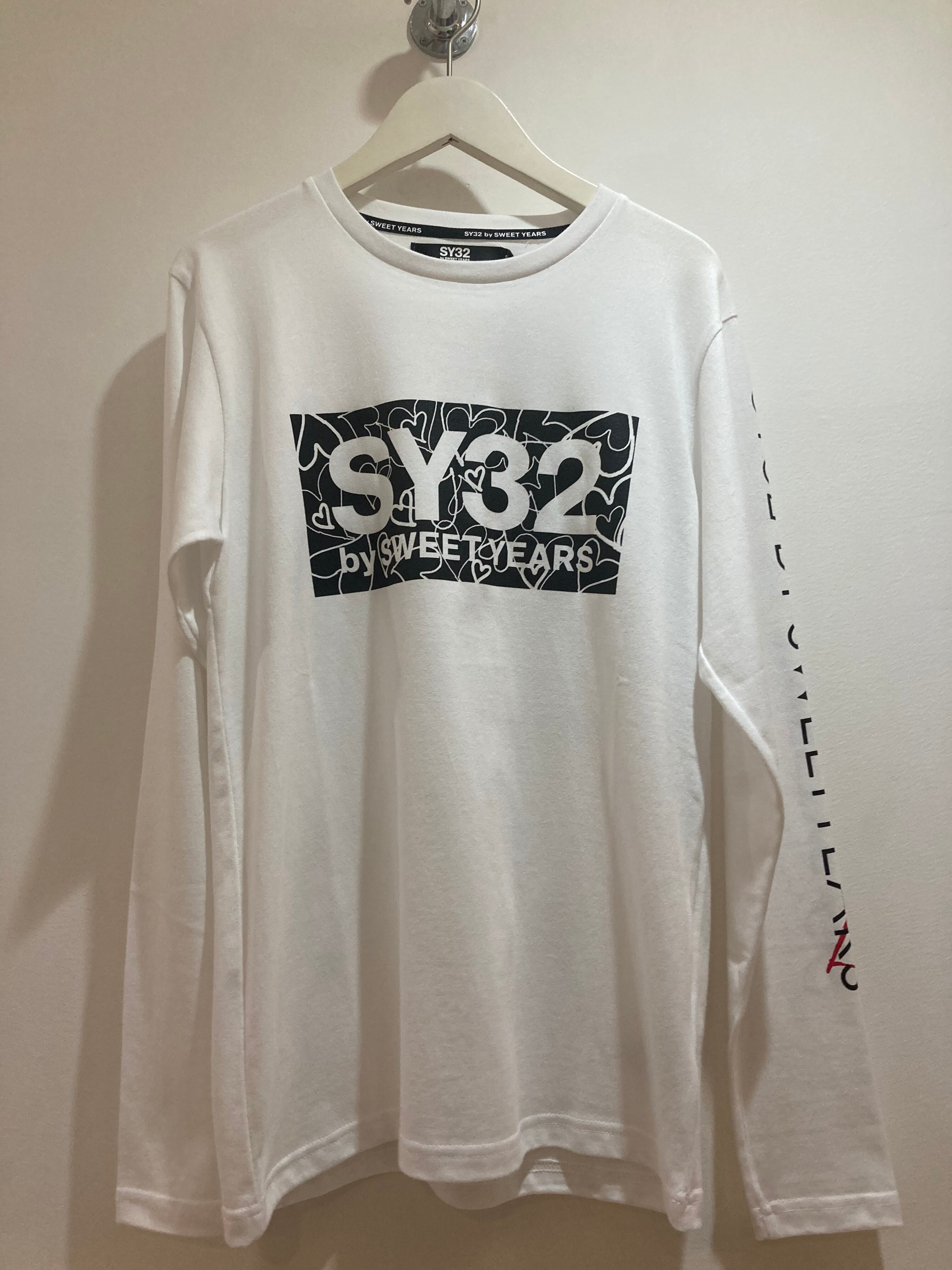 SY32 by SWWT YEARS /ロング Tシャツ ホワイト×ブラック文字 | ONE ...