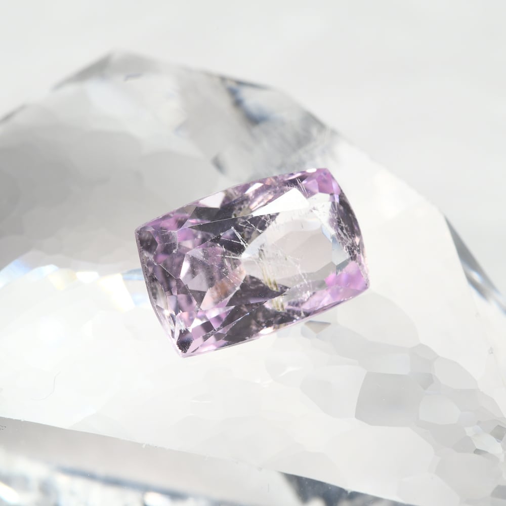 2/10新着】クンツァイト 3.35ct #MK305 | EBiS GEM