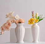 花瓶 フラワーベース セラミック 一輪挿し おしゃれ 置物 かわいい シンプル 花器 インテリア ホームデコ オシャレ 置き物 オーナメント クリエイティブ 陶器 ドライフラワー 造花 花入れ 円柱形 かびん ３種類