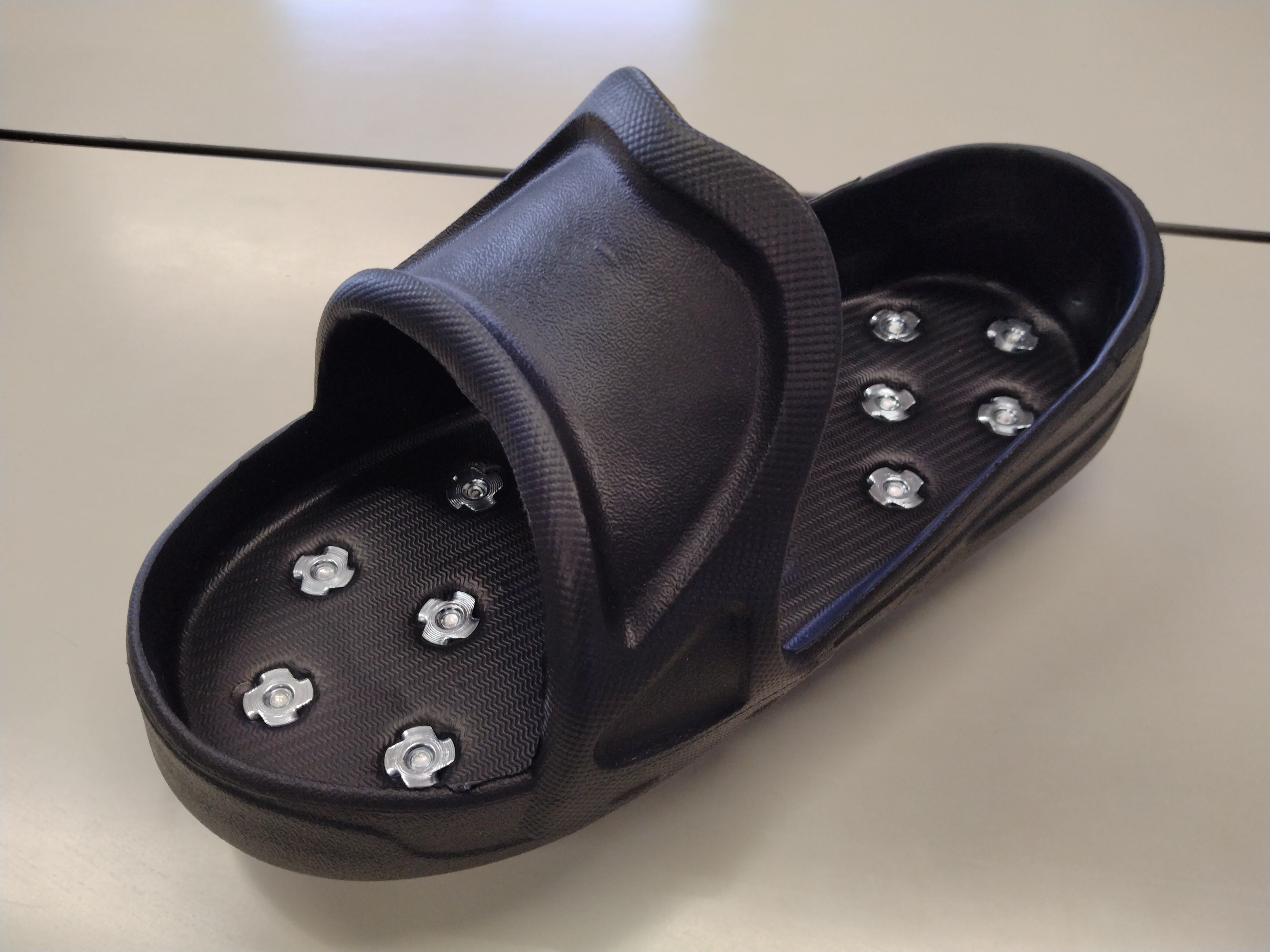 中国製 スパイクシューズ コスト重視の方にオススメ！！ | ゆ～すふる